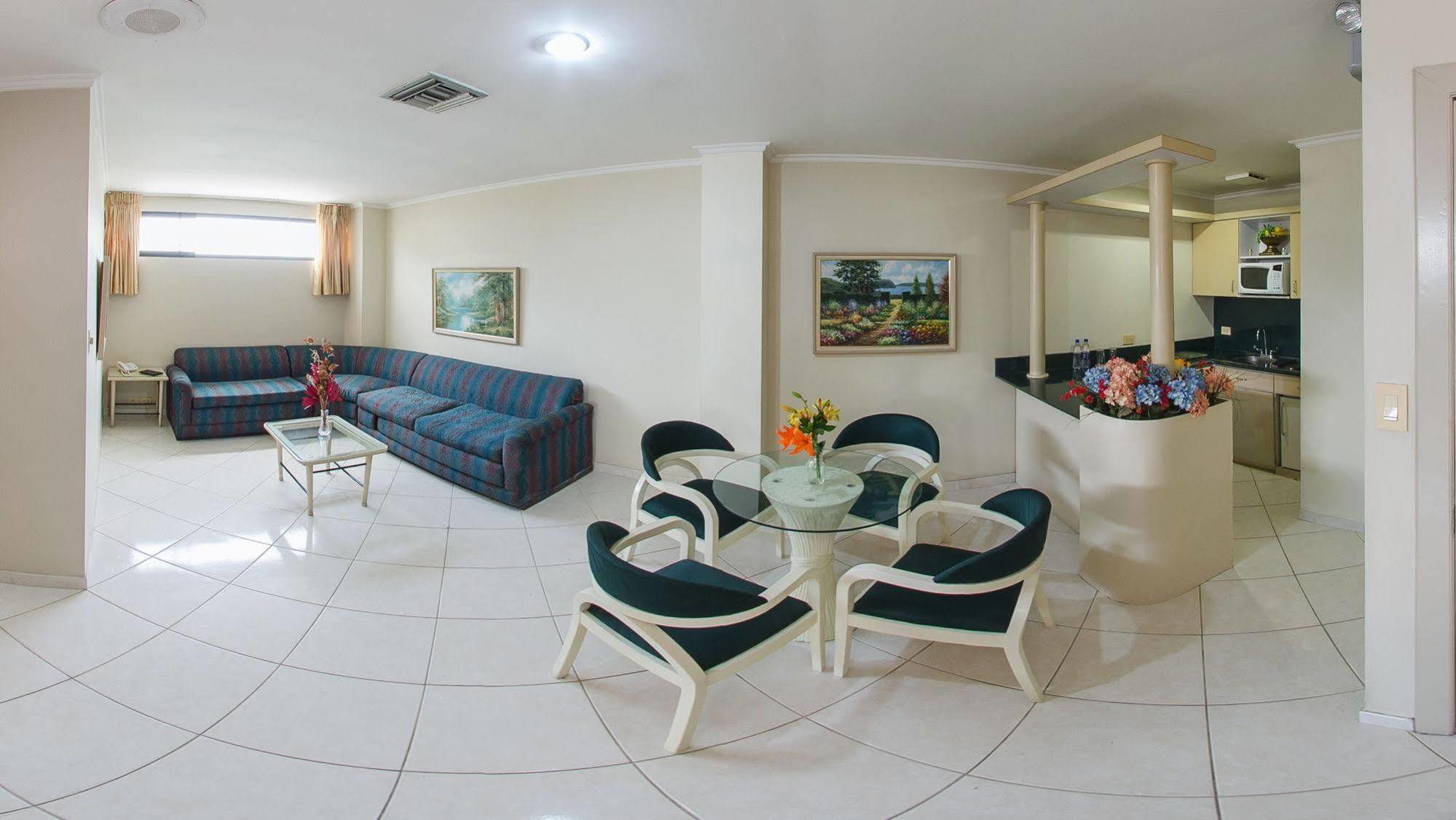 Apart Hotel Kennedy Guayaquil Exteriör bild