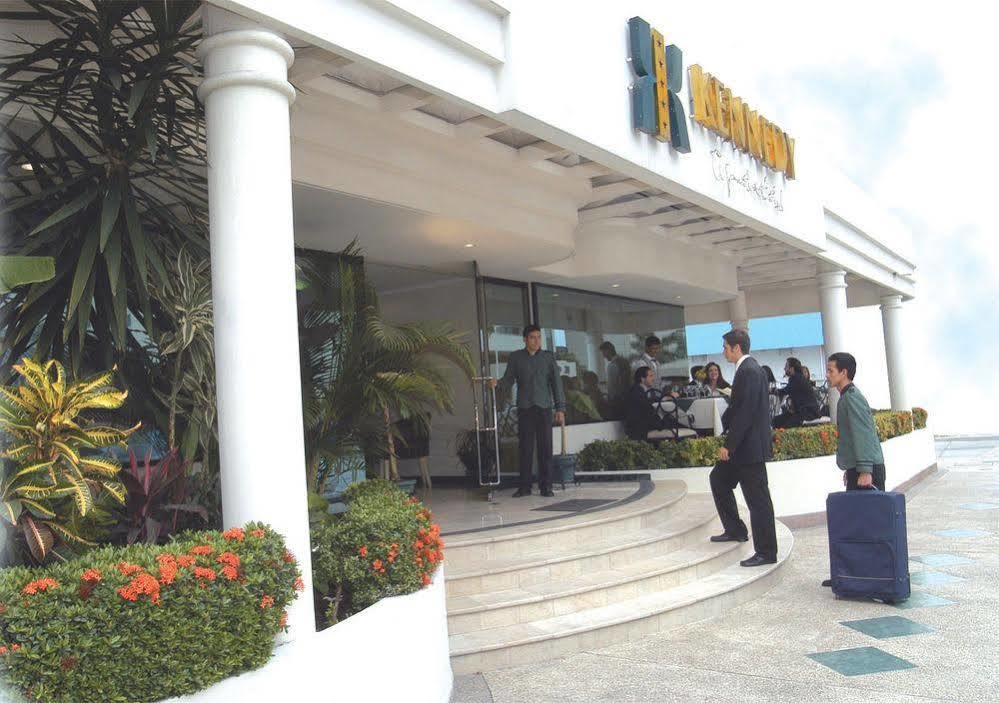 Apart Hotel Kennedy Guayaquil Exteriör bild